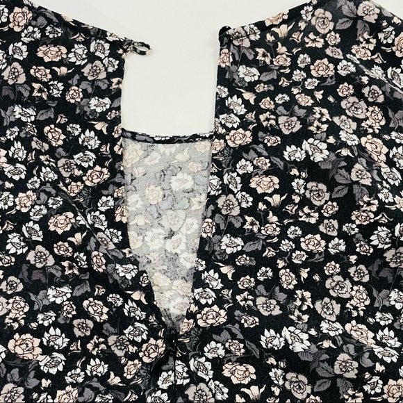 H&M Floral Long Sleeve Romper, Size 4 - Picture 7 of 8